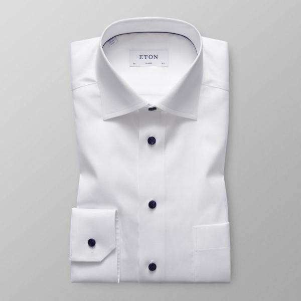 White twill shirt with navy details