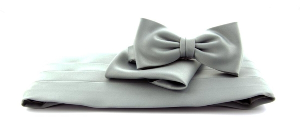 Cummerbund set